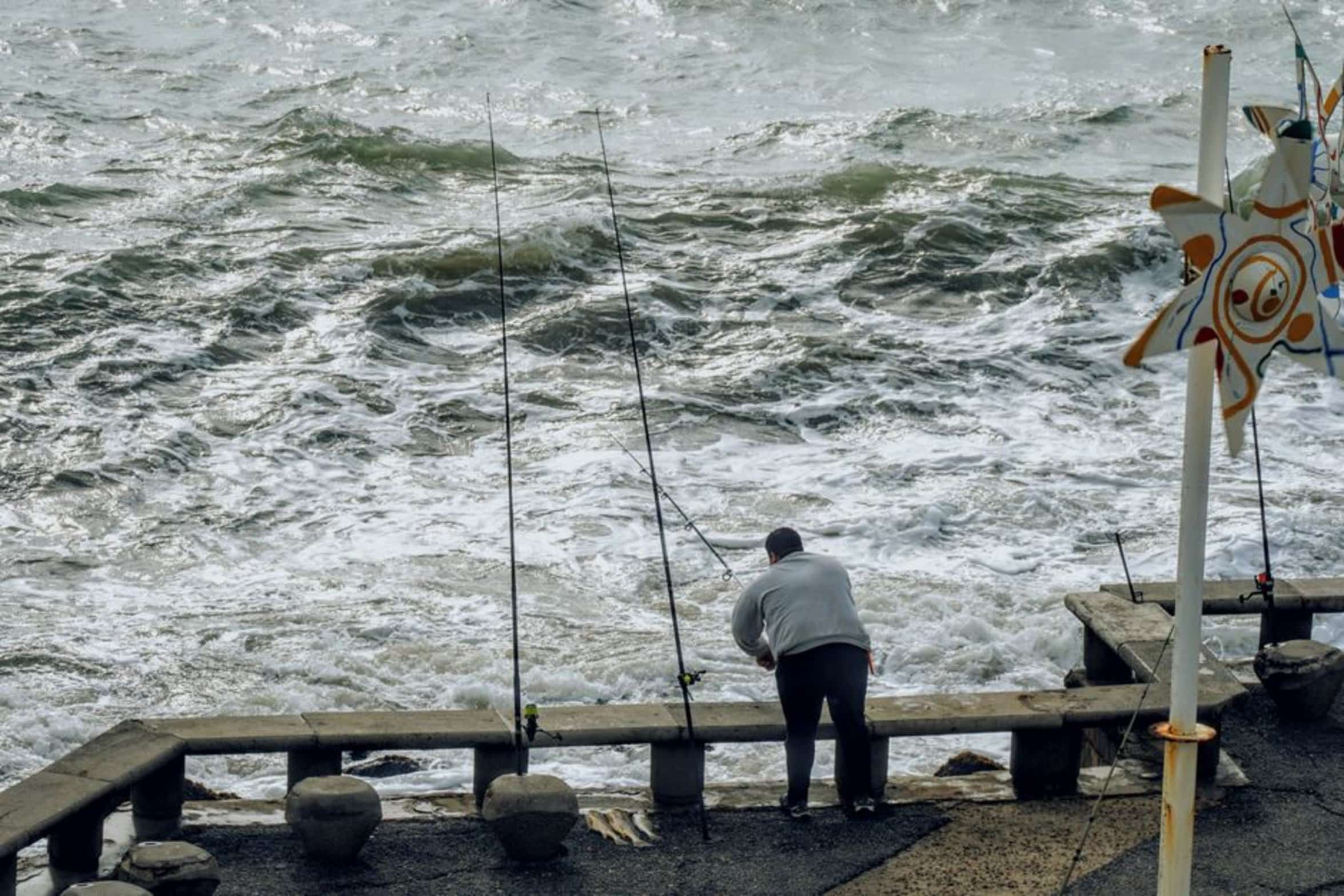 fishing rod windy day fishing rod windy day